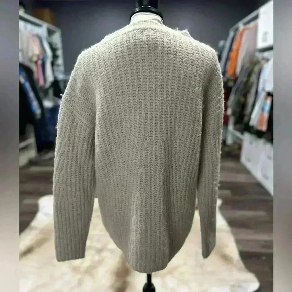 By Anthropologie Cream Wool Sweater Women’s XS Oversized Fit - Picture 3 of 4